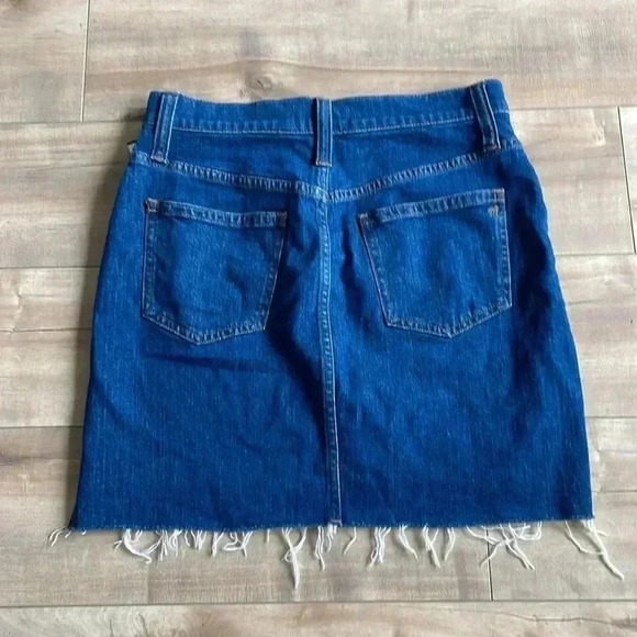 Madewell Raw Hem Step Hem Edition Medium Wash Stretch Denim Mini Skirt Size 27 - Picture 9 of 12